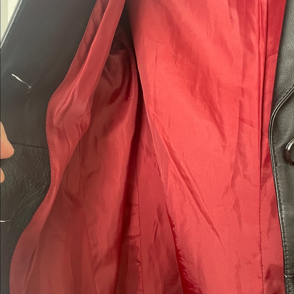 Leather jacket - Picture 3 of 7